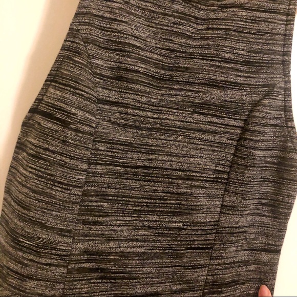 Abercrombie & Fitch Neoprene Skater Dress NWT - Picture 5 of 7